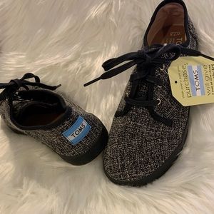 Toms never worn